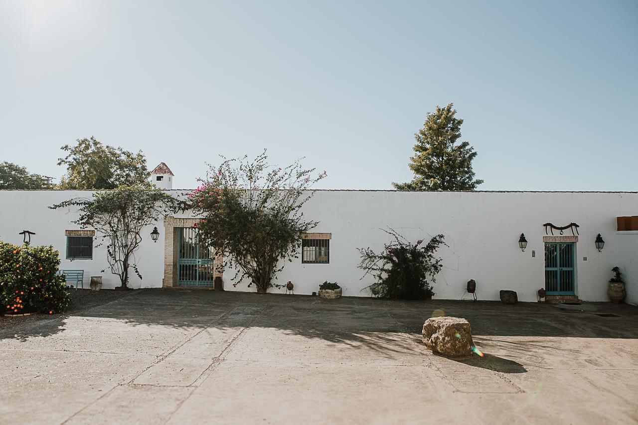 Вилла Cortijo Santa Clara Кармона Экстерьер фото