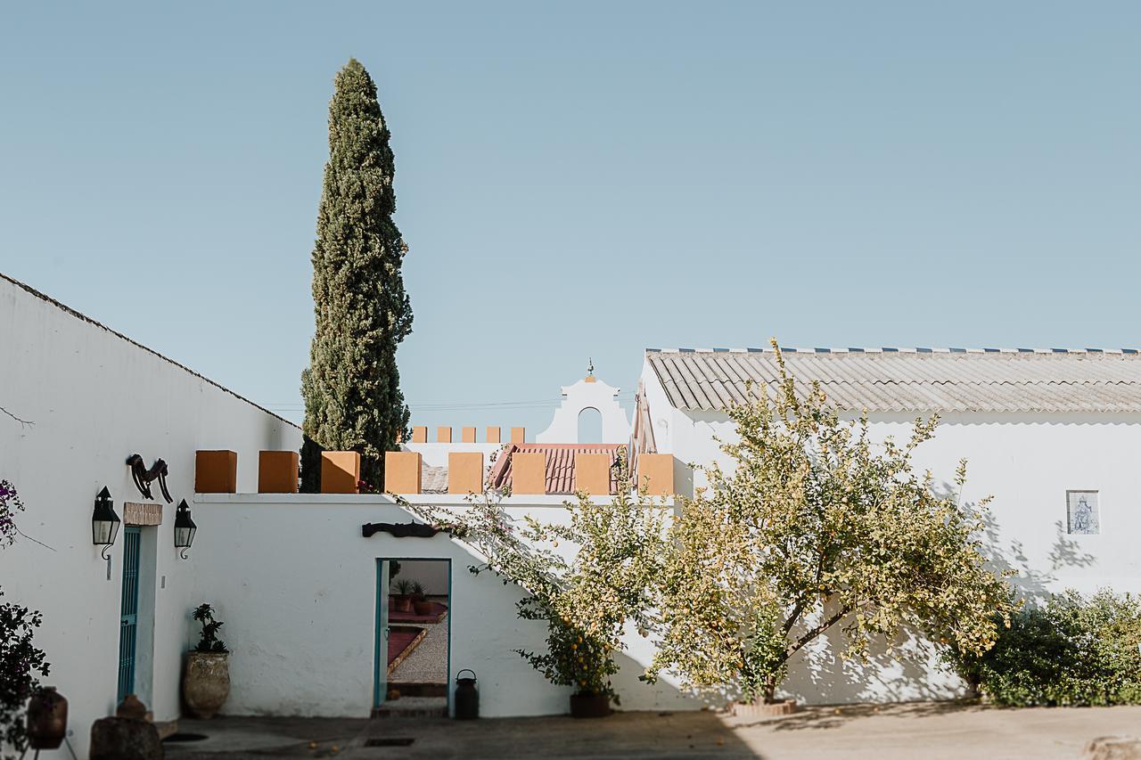 Вилла Cortijo Santa Clara Кармона Экстерьер фото